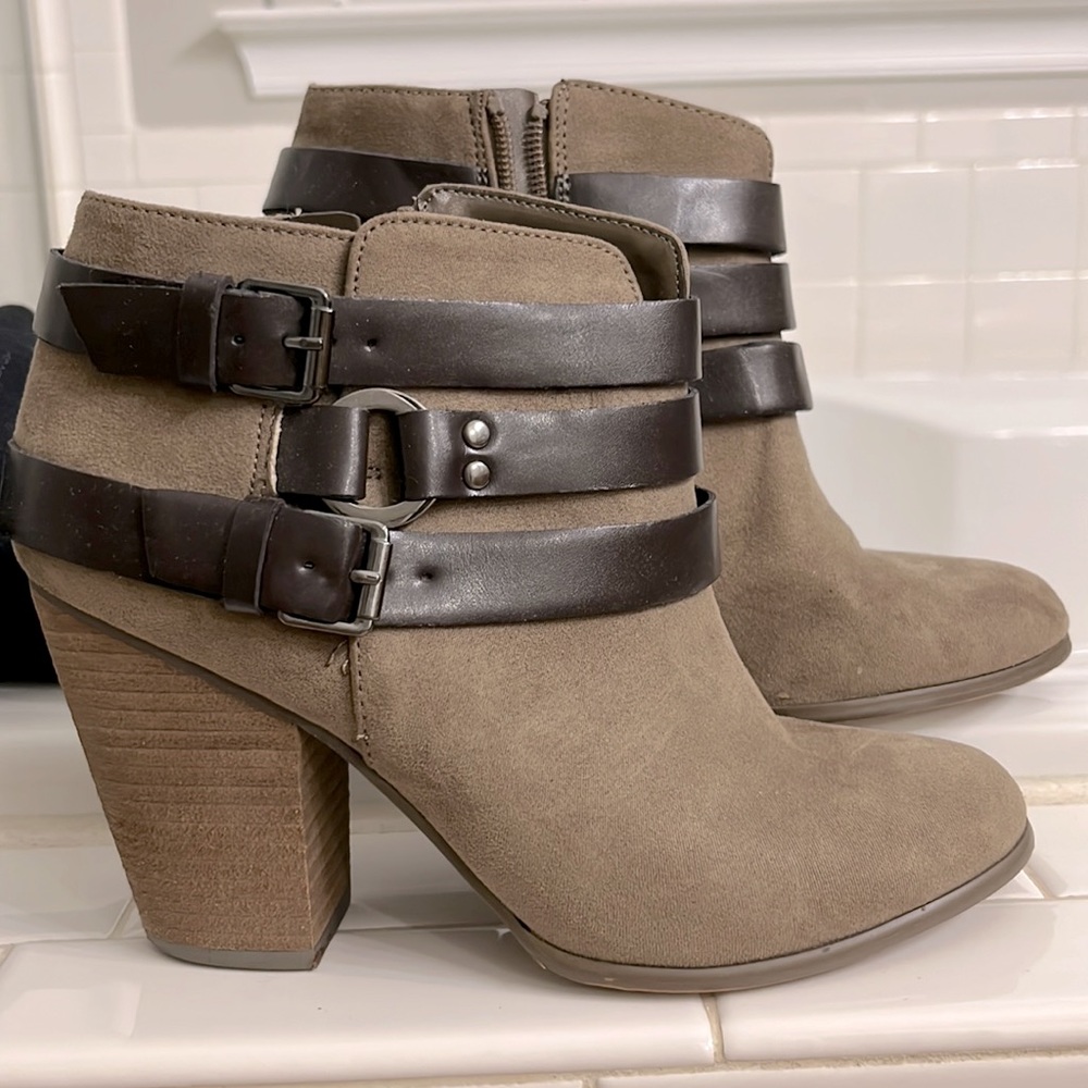 Carlos by Carlos Santana Hollie Boot Size 7